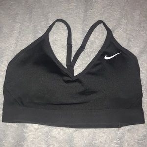 sports bra